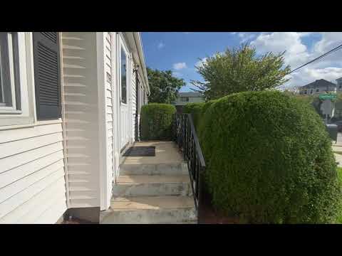 425 Trapelo Rd. Belmont - 1-2 Bed, 1 Bath with Hot Water Included in Prime Belmont Waverley Square