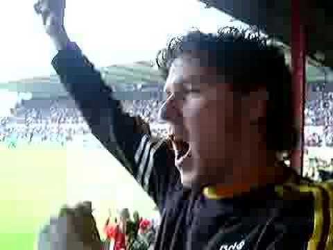 Swindon 1 Hartlepool 1 Jun 8th 2004