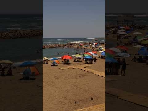 Playa El Laucho, ubicada en plena ciudad de Arica (Región de Arica y Parinacota).
