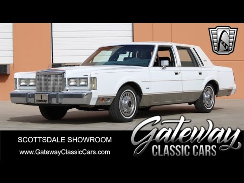 1985 Lincoln Town Car (CC-1947389) for sale in O'Fallon, Illinois
