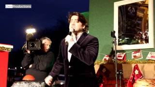 Brian Kennedy - Christmas morning on Grafton Street Dublin HD (15.11.2012)