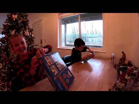 More Wind in the Valley, 70-90+ MPH Wind Gusts, Club Sliders, and Gingerbread Houses