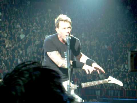 James Hetfield Metallica  Paris Bercy 02/04/2009