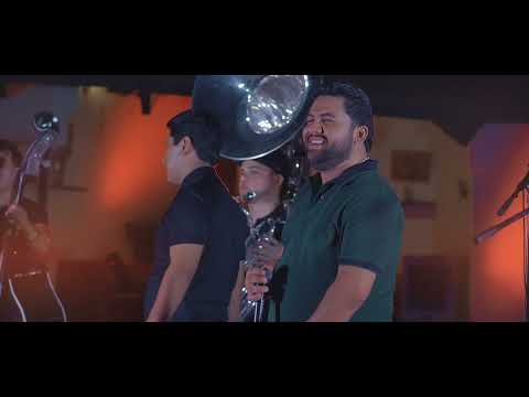 Por Clave El Guero - Luis R Conriquez, Julian Mercado [En Vivo 2021]