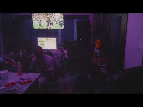 download lagu mp3 mp4 Cardigan, download lagu Cardigan gratis, unduh video klip Cardigan