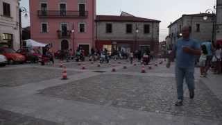 preview picture of video 'Vespa Club Larino gara di equilibrio'