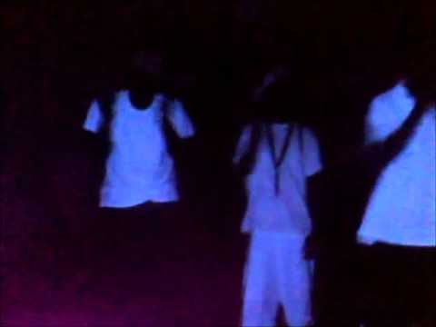 cashin out (remix)- D.M.B. RECORDZ !!( yung mc, jmoney, tacoman)