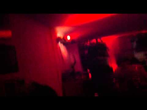 Roelove presents Thomas Robson