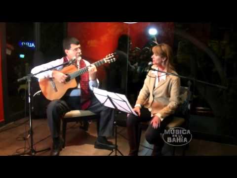 Musica en la bahia -  Paola Sansolini y Quique Lorenzi en VIVO.