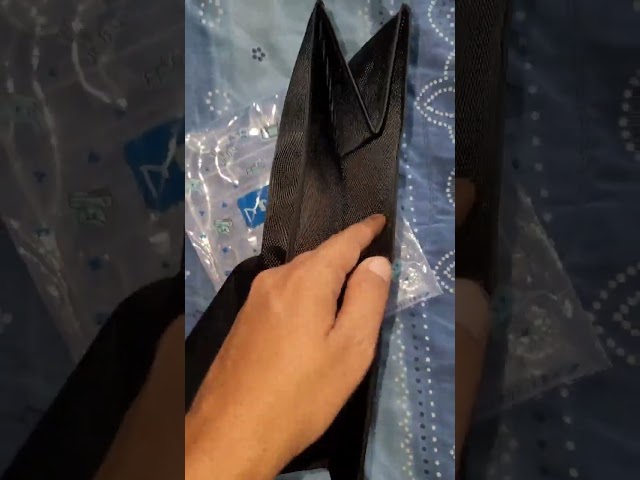Vídeo relacionado con Tiardey Cubierta Antipolvo Negra para Consola Xbox Series X Cubierta Protectora antiarañazos