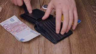 Гаманець для чоловіків зручного розміру із натуральної шкіри ST Leather 22461 чорний