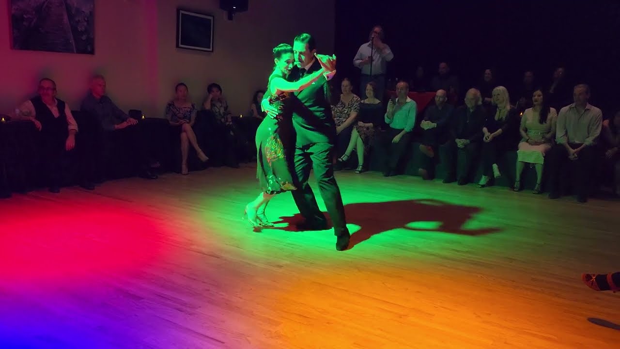 Video thumbnail for Argentine tango: Florencia Borgnia  & Marcos Pereira - Tierrita