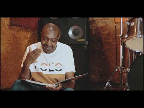 Muralha Negra - Que Linda Flor (Clipe Oficial)