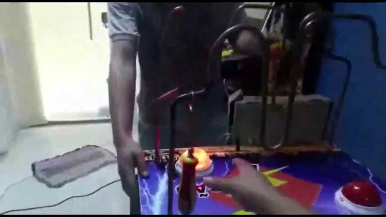 Jogo Alta Tensão WT Brinquedos Taubaté