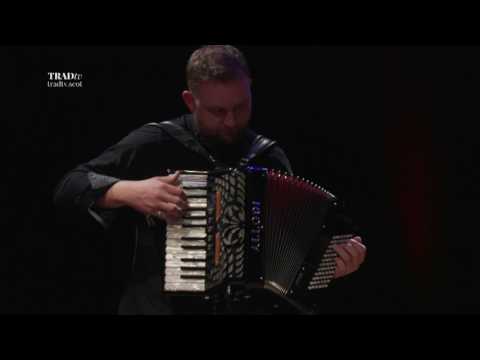 Dàimh perform Super Nose live at The Tolbooth, Stirling (The Visit 2017)