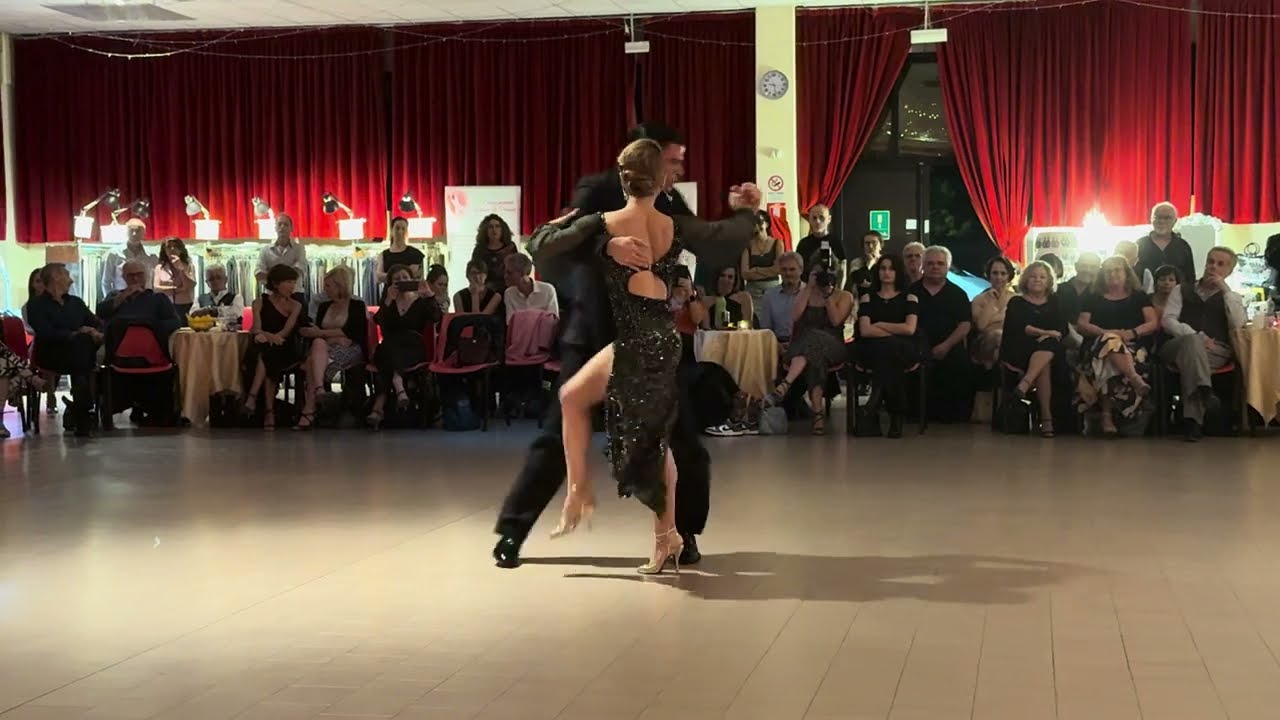 Video thumbnail for Ravena Abdyli Matteo Antonietti Ferrara 20/10/2024 (3/4)