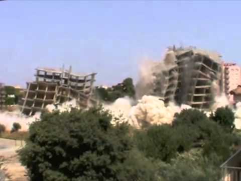 Modica Abbattimento Ecomostri - Palazzi con esplosivo