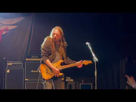 Winger - Reb Beach solo / Seventeen - May 2021 Houston, Tx