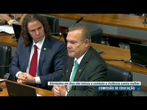 CE aprova projetos sobre atividades escolares e violência contra a mulher