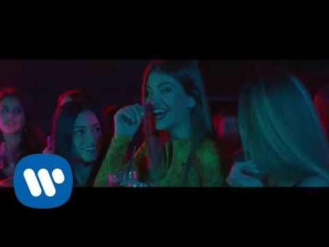 Emma Muscat — Vicolo Cieco