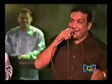 La mitad de mi vida   ( Felipe Pelaez )  Los Betos