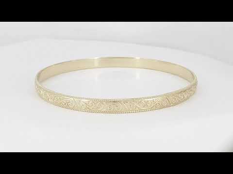 A video of Moroccan bracelet decorated all around