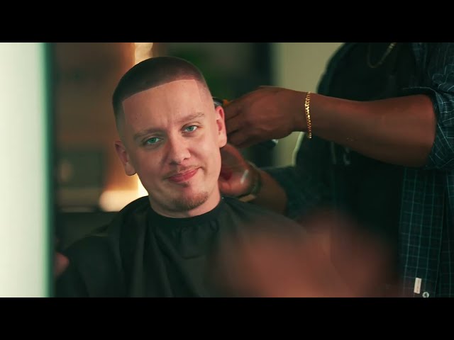 Video zu 'Rmb' ansehen Video zu 'Rmb' ansehen