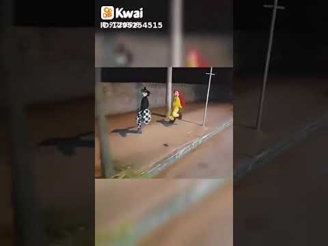 Mochila nas costas  radinho na cintura  🍃🍃❤