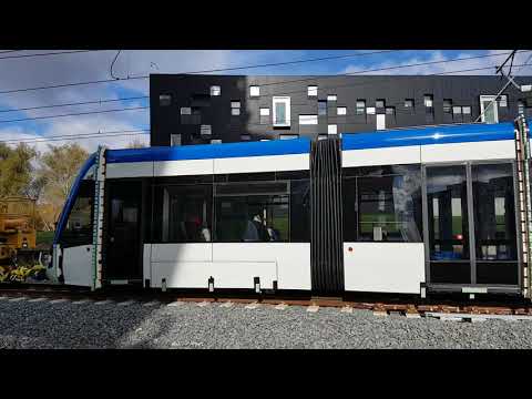 2017-11-07 Ion LRT push test, passing the Perimeter Institute