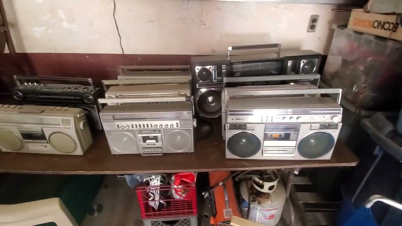Amazing Boombox Hoard found in Local Garage JVC Sanyo Lasonic Radio Raheem Vintage Old School