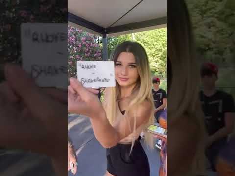 ￼￼￼ Magic with the iPhone is impossible! - JEY LILLO