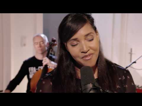 GLASHAUS - Wenn das Liebe ist (live & akustisch im Zentrum der Veränderung) (Official 3pTV)