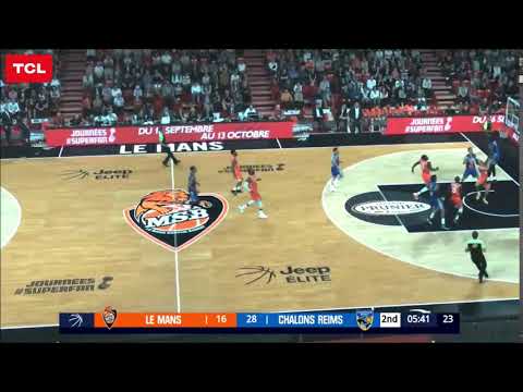 Michael Fakuade With The Big Block againt Le Mans