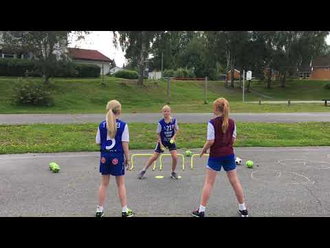 Håndballtrening- Ute på asfalt