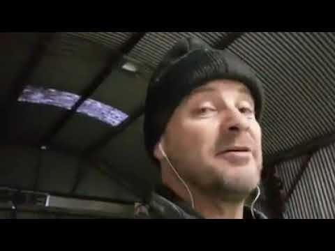 E Type Jag Paint. Episode 24