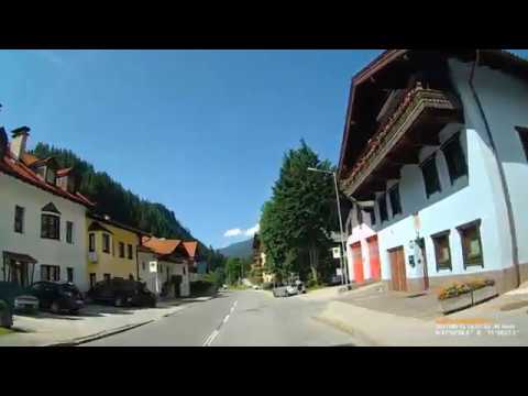 A: Gemeinde Gries am Brenner. Bezirk Innsbruck-Land. Ortsdurchfahrt nach Norden. Juni 2017