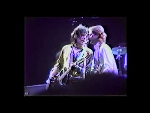 Bob Dylan & Roger McGuinn - Chimes of Freedom Stuttgart 29 September 1987