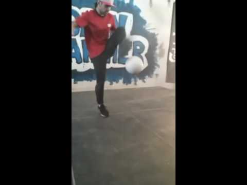 Sean garnier qui joue au foot(fait le tourne du monde)..😱😱😱