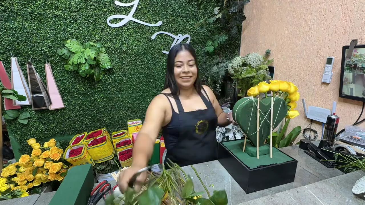 cómo hacer un corazón de rosas