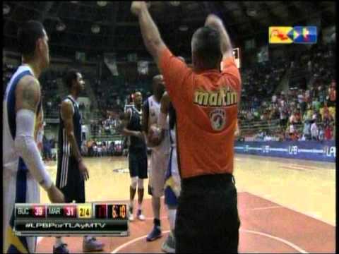 ¡Increíble pelea entre jugadores de Bucaneros y Marinos!