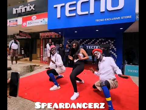 WADAGLIZ KE - ANGUKA NAYO( OFFICIAL DANCE VIDEO)