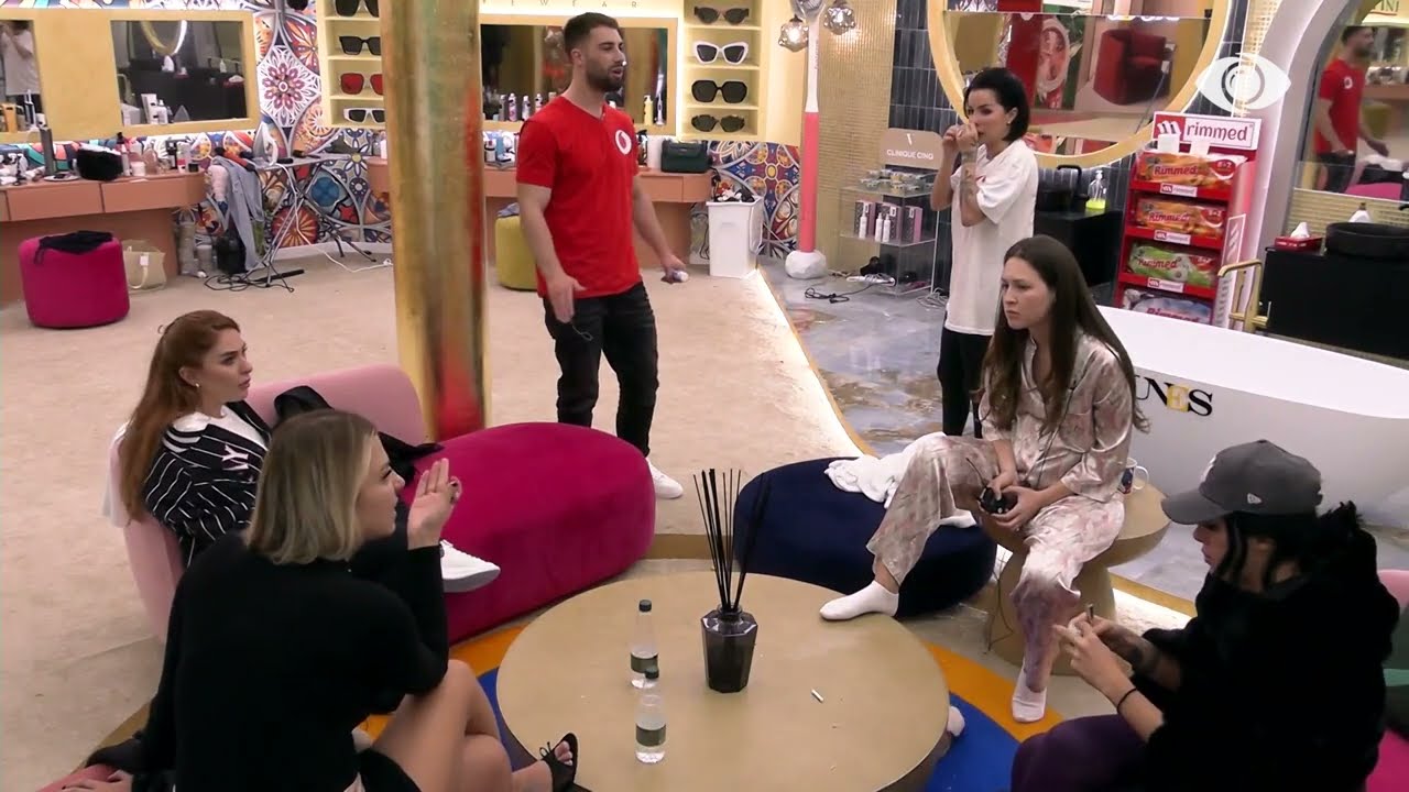 Meritoni-banorëve për Eglën: Mblidhemi bashkë në living dhe hiqemi sikur është e padukshme