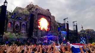 Tomorrowland 2013 - Axwell playing: 'In My Mind' (Axwell remix) Sitdown