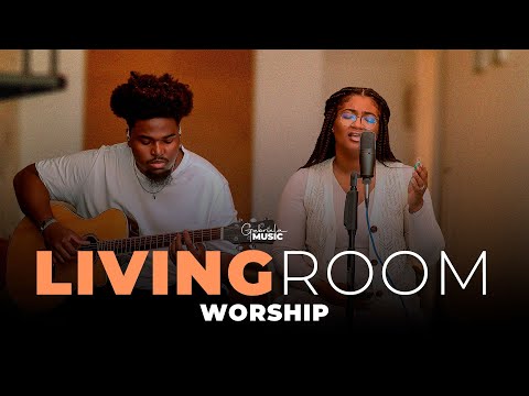 Living Room Worship ep 1: Car toi seul es Dieu, Hosanna, Toi seul es digne, Nul n'est comme Toi.