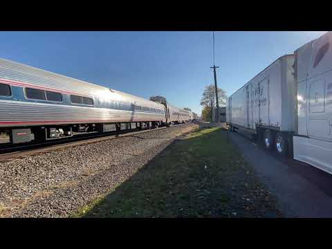 873: Amtrak 48 with friendly engineer