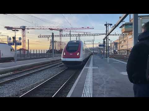 SBB RABDe 500 ICN arriving in Lausanne 