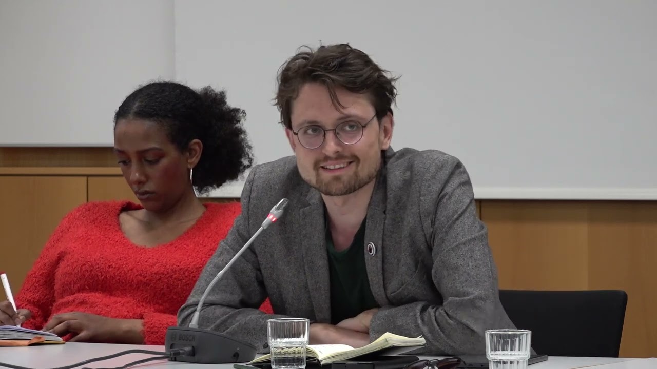 DAS ARGUMENT 345: "Imperialismen nach außen, Faschisierung im Innern?" | Autor:innen im Gespräch Video-Thumbnail von YouTube