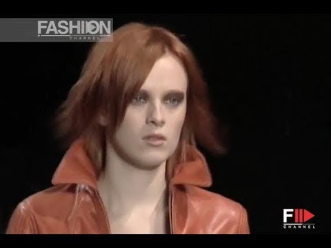 ALESSANDRO DELL' ACQUA Fall Winter 2001 2002 Milan - Fashion Channel