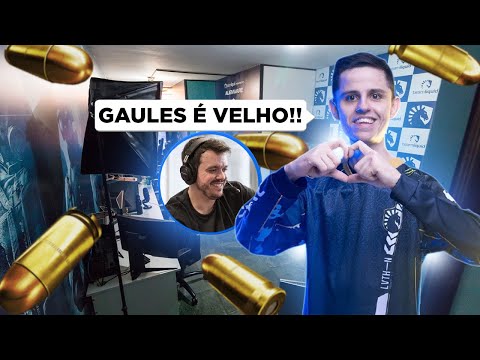 Gaules assistindo o RazaH chamar ele de velho, Psycho batendo a cara, NiP campeã (reação do razah)