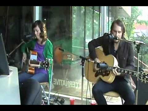 X92.9 AXE Music Takeover - Silversun Pickups "Lazy Eye"